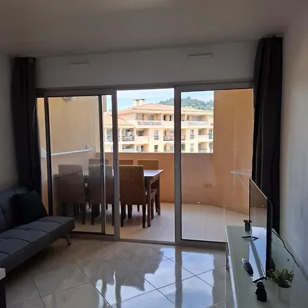 Appartement 3 Pieces, Proche Plage Et Cannes Extérieur photo
