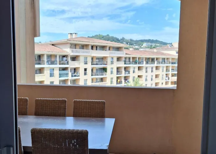 Appartement 3 Pieces, Proche Plage Et Cannes
