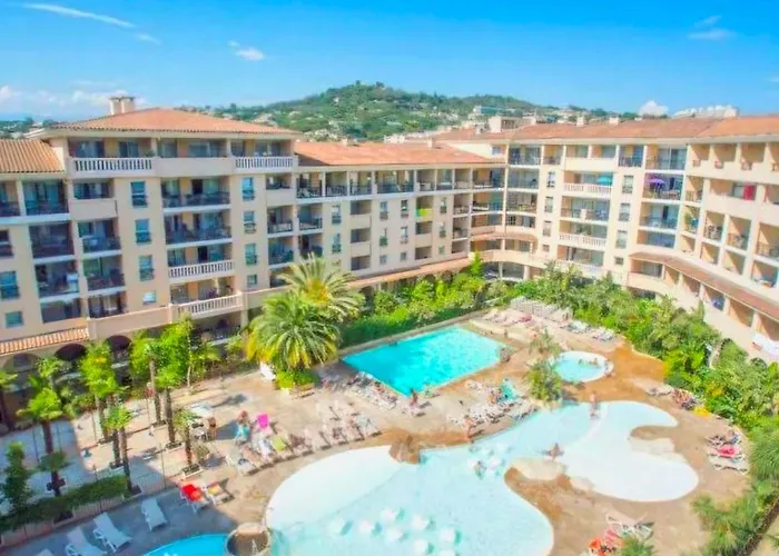 Appartement 3 Pieces, Proche Plage Et Cannes