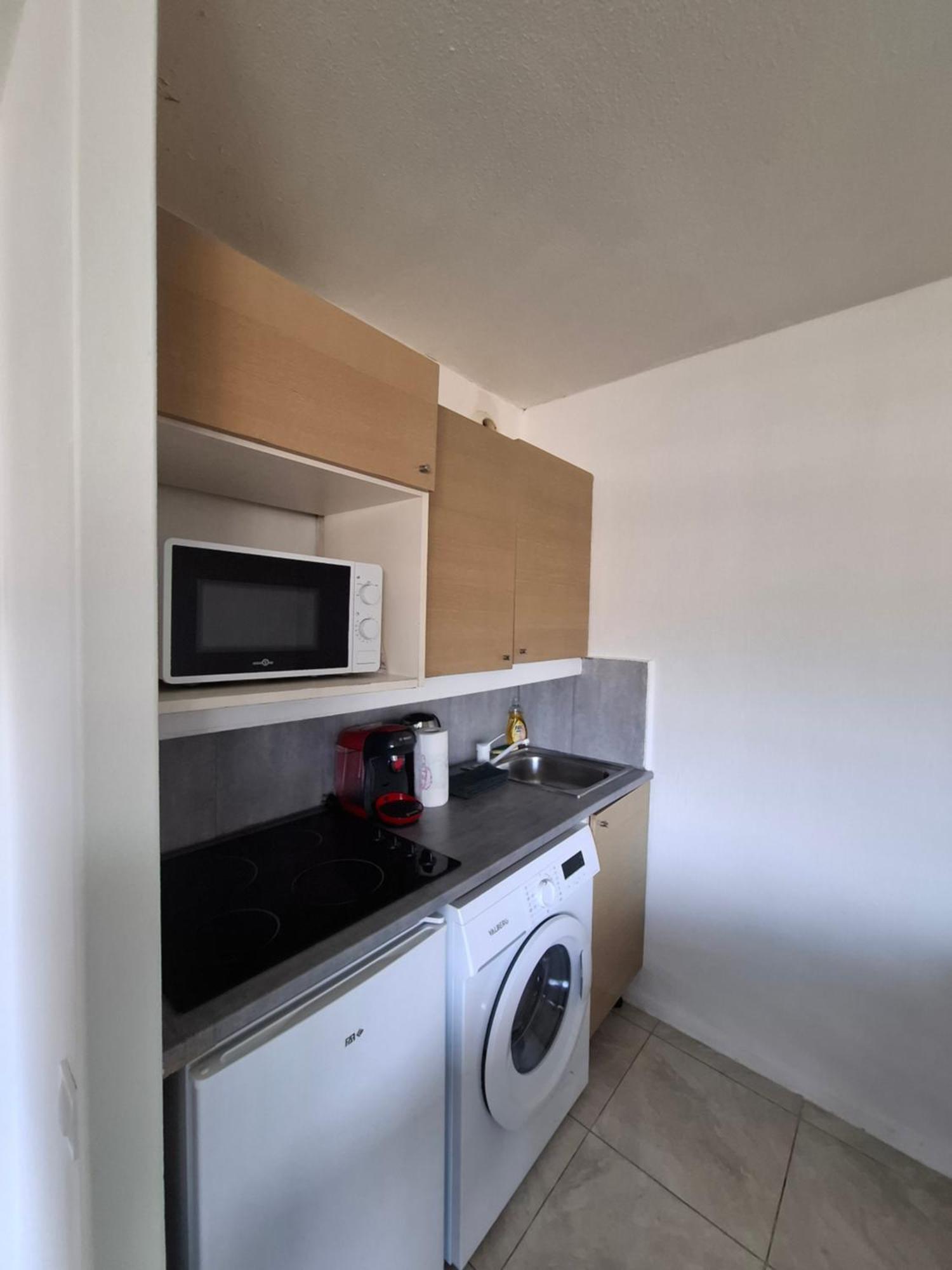 Apartment 3 Pieces, Proche Et